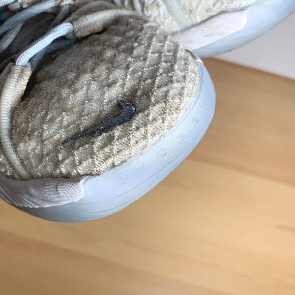 Nike LeBron 18 Play for the Future Size 4Y / 36EU / 5.5Women US - Picture 15 of 15